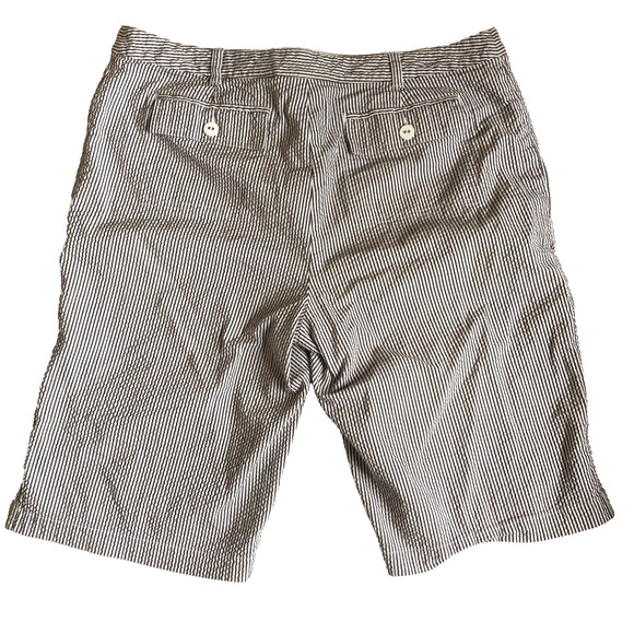 Seersucker Shorts Women White Gray Bermuda 16 JH Collectibles Striped Neutral - Picture 4 of 6